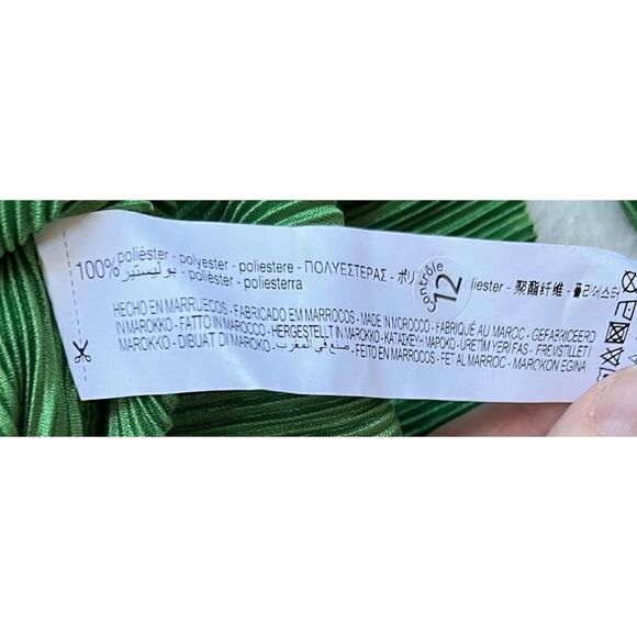 NWT Zara Green Ruffled Pleated Crinkled Long Sleeve Blouse, Size Small - Picture 12 of 13